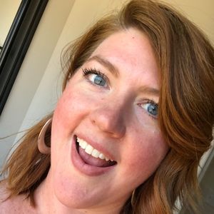 Meet your Posher, Holly